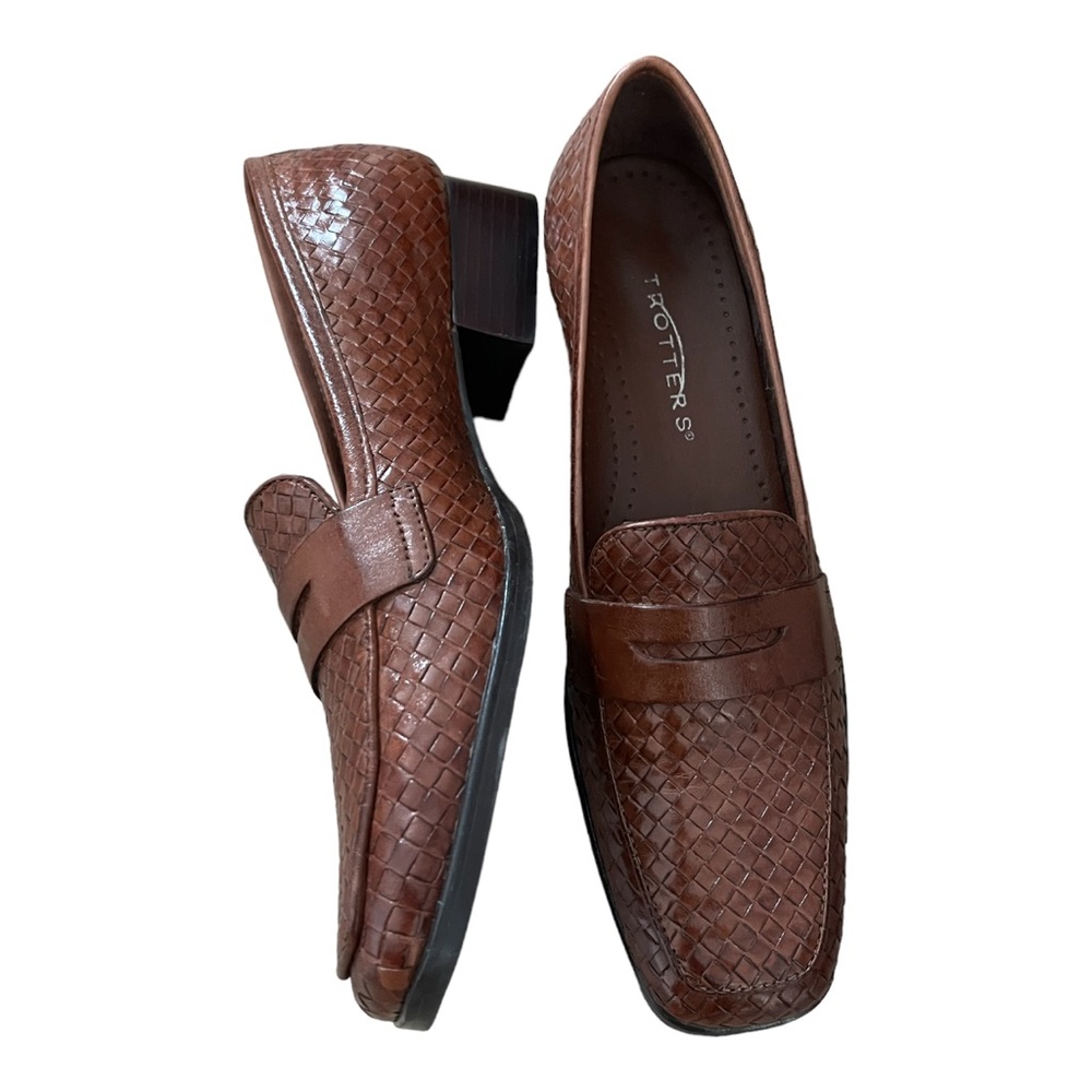 Trotters "Polly" brown woven leather loafers